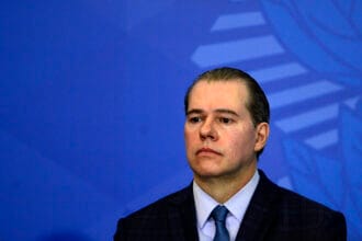 29/04/2020 - O então presidente do STF, Dias Toffoli, durante a solenidade de posse dos dos ministros da Justiça e Segurança Pública; da Advocacia-Geral da União no Palácio do Planalto (Créditos: Marcello Casal Jr/Agência Brasil)